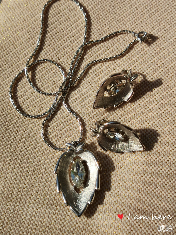 American Antique Brand Silver Metal Rhinestone Leaf Necklace and Ear Clip Set