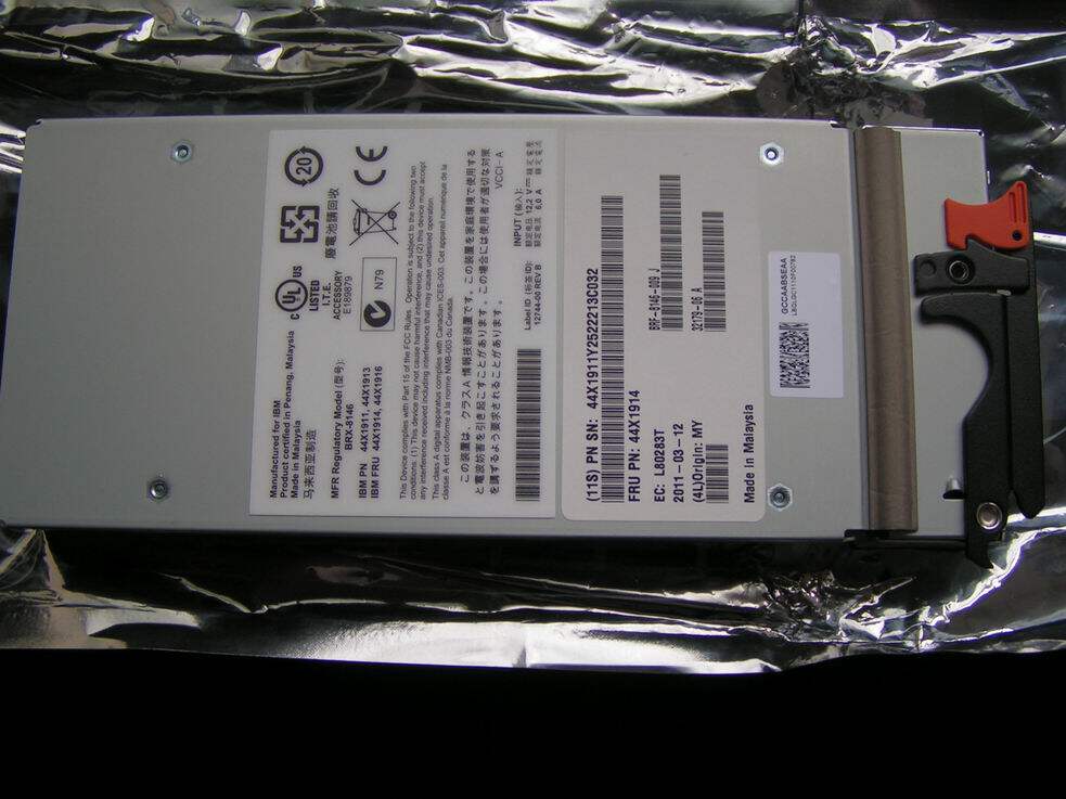 90Y4602 90Y4603 44X1905 44X1914 BCH QLogic 20-port 8Gb Switch