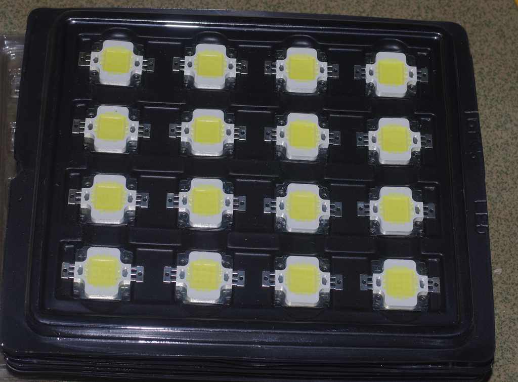 Probably 10W triple and triple string 9W LED high power LED beads SMD copper substrate