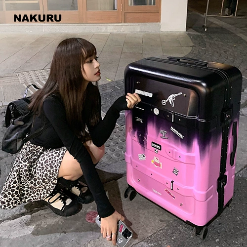 NAKURU Вместительный и большой чемодан, подходит для студента, 29 дюймов