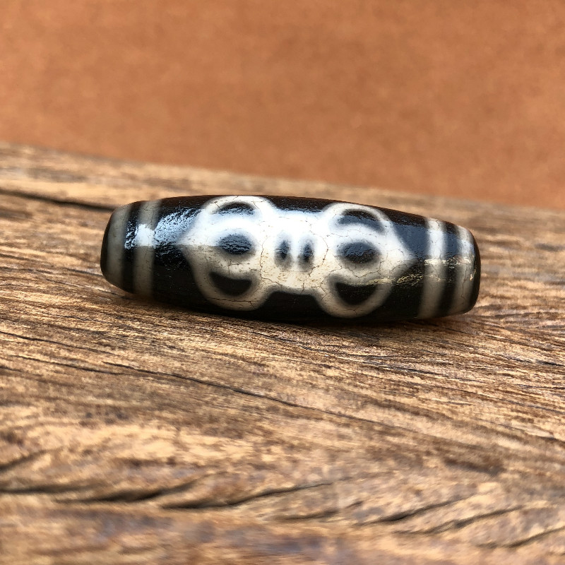 Tibet's Kumgang Tianzhu natural real products to pure agate jade pulp and pulp oil moisturizing and clear 