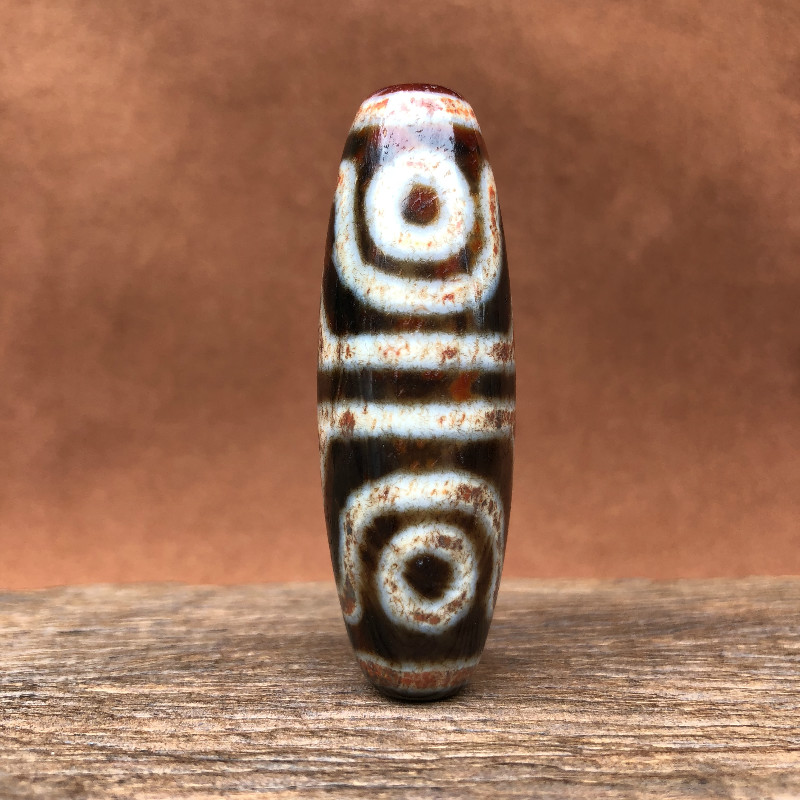 Tibetan Tantric Tianzhu Tibetan tiger teeth four-eyed Tianzhu natural agate chalcedony pulp oil weathering clear