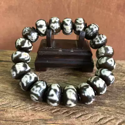 Tibetan Tianzhu Tibetan legend six-character truth Tianzhu hand string genuine to pure agate chalcedony pulp oil weathering