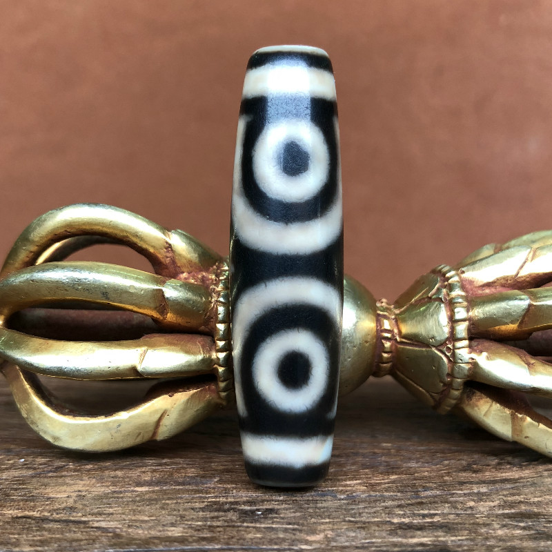 Tibetan Tantric Tianzhu to pure three-eyed Tianzhu beads round beads package pulp oil run old mine old material 