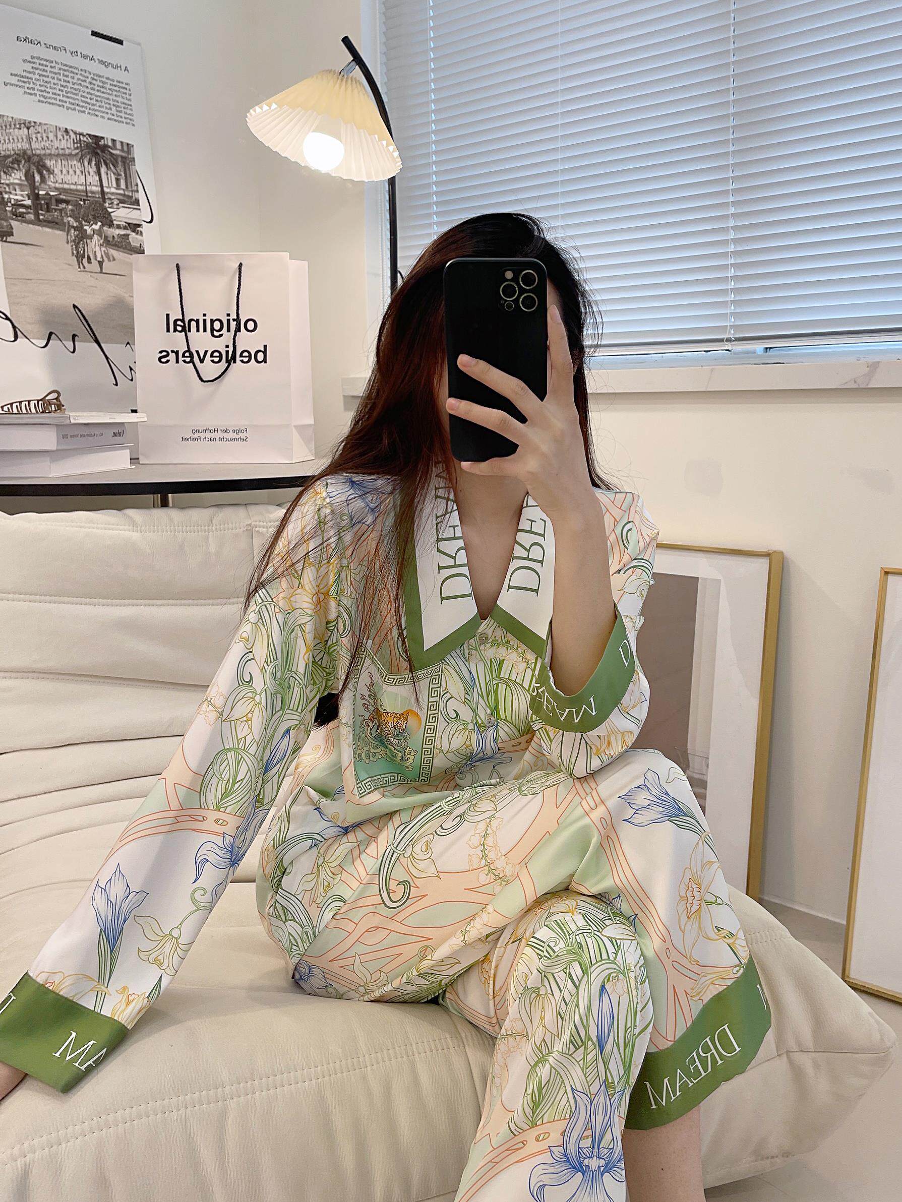Japan GP 2023 Spring and Autumn Pajamas Lady Sleeve Trouser Silk Roll - over Mercy - Large Household Clothes Set