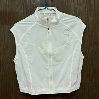 安踏正品夏休闲无袖背心T恤青年训练女时尚运动立领马甲162327613