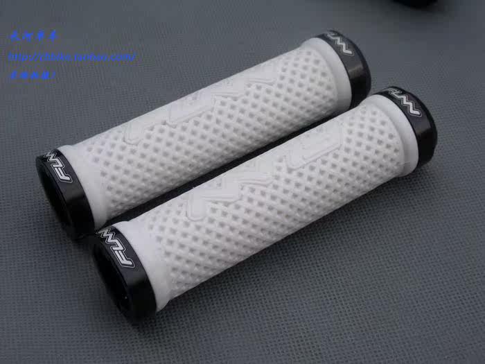 Poignées de vélo - Ref 2341195 Image 6