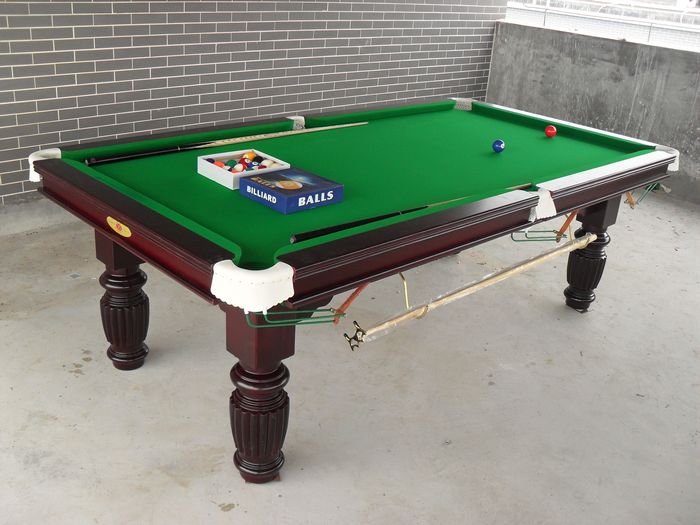 Pool table American pool table Standard game American pool table Black 8 pool table
