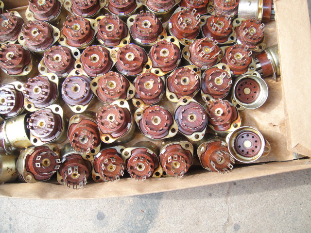 The special nine-foot seat for antique brown red seat aviation 6p1 6p1 6p14 6N1 6N1 6N3 6N3