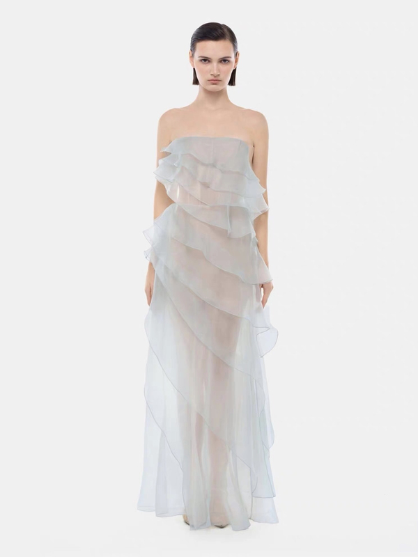 Vietnamese Niche Designer Light Luxury Holiday Ruffle Dress Banquet Long Dress Women's Strapless Waist-Cinching Dress Vietnamese Niche Designer Light Luxury Holiday Ruffle Dress Banquet Long Dress Women's Strapless Waist-Cinching Dress