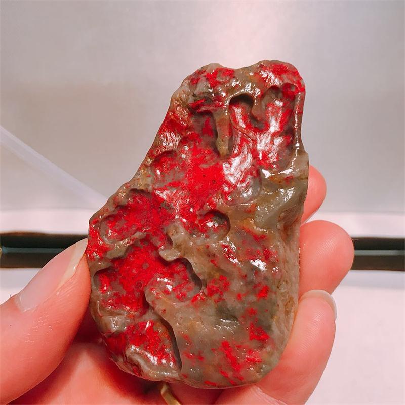 Old pit natural Changhua chicken blood stone Douqingdi Xi pit rough stone 110 grams chicken blood wool rough