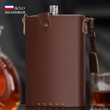 IKXO pure titanium small wine bottle, high-end genuine leather, titanium alloy, portable large capacity outdoor car portable flat wine bottle