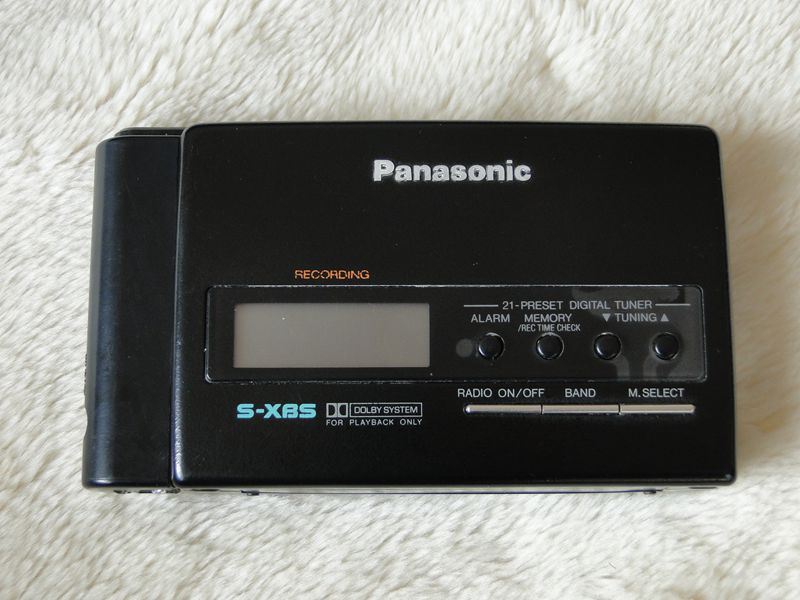 Classic Panasonic tape Walkman RQ-S7F sound quality is very good