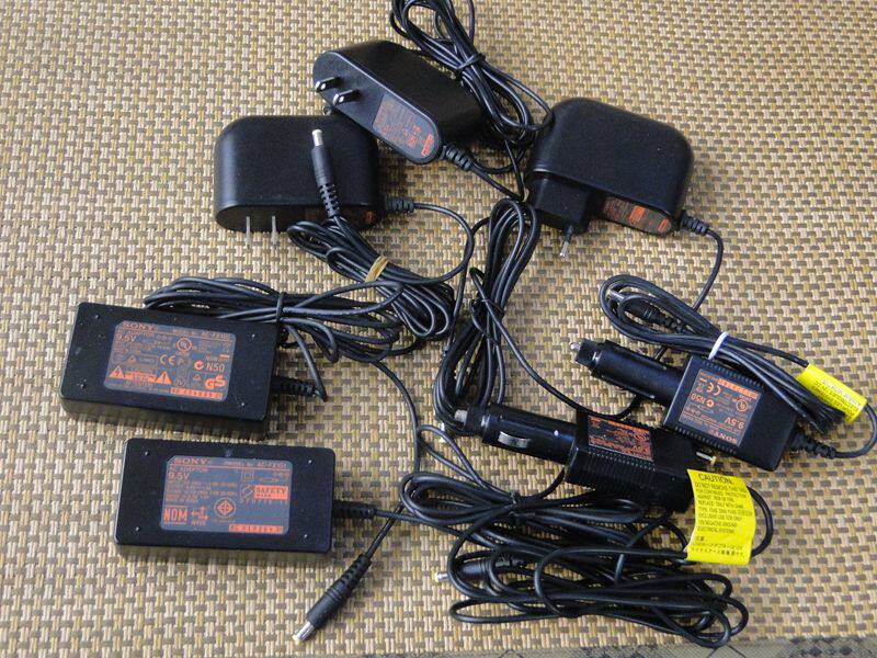 SONY Portable Mobile DVD Power Adapter Car power supply