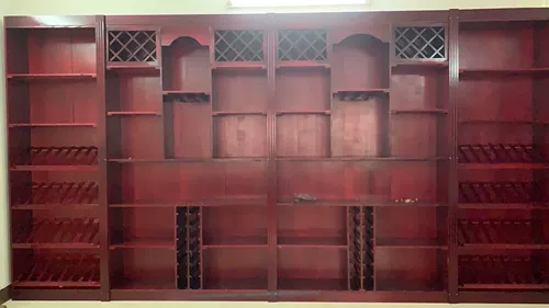 Европейская стильная стена с твердым деревом винного шкафа на заказ винный погреб для винного погреба в ретро -посадке красное вино