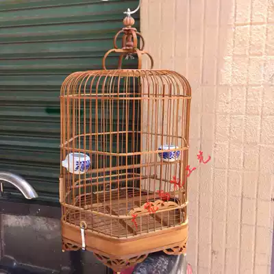 Qingyuan Guang-style hibiscus embroidered eyes acacia cage Wide cage accessories hexagonal carved old gold and green bird cage miscellaneous bird bamboo cage