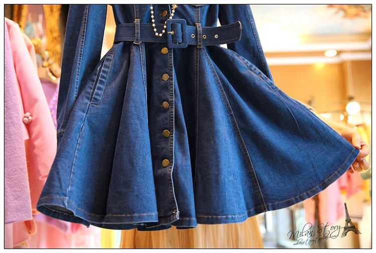 Chất béo MM kích thước lớn của phụ nữ tính khí ngọt ngào ve áo đơn ngực eo fluffy Một từ denim dài tay áo đầm áo kiểu nữ đẹp tuổi 35