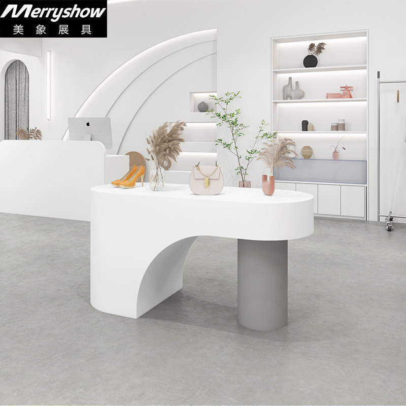 Beauty Elephant Clothing Store put the Taiwan Zhongdao Taiwan semi-circular arc in the middle of the Zhongdao display stand women's clothing store table booth