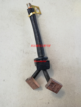 Pajero V31V32cs6 Flytenmotor carbon brush cheetah V31v32 starter carbon brush motor carbon brush holder