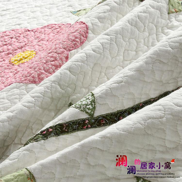 đỏ thêu vá xanh thêu bông rửa sạch chiến đúng là QUILT điều hòa không khí là một gia đình bốn ba mảnh bìa giường - Trải giường drap giường mát lạnh