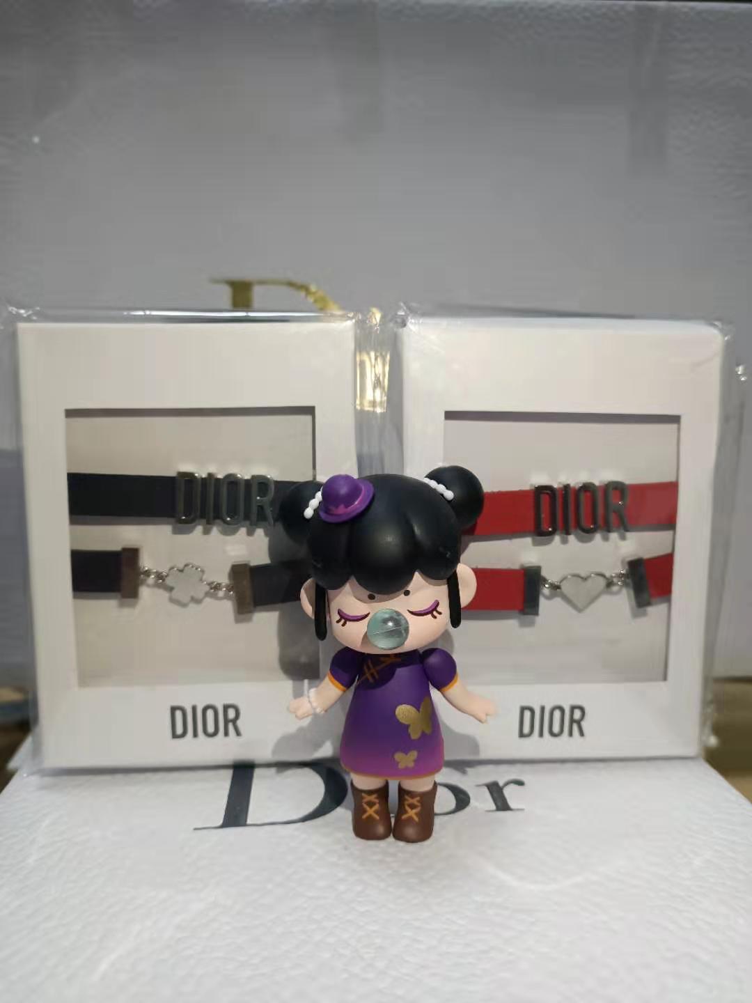 Red Love Bracelet Necklace Dual PurposeDIOR Dior Key buckle special counter  Hanging decoration flores convallariae Little bee Metal Bracelet Necklace