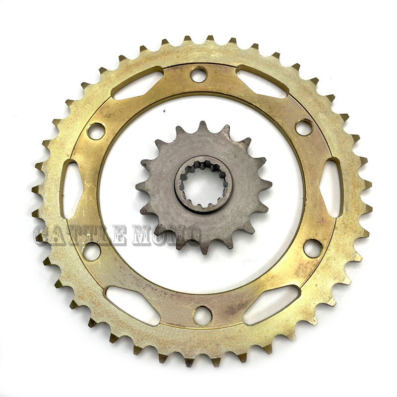 Applicable CBR954 02-03 CBR929 00-01 CBR1000 front and rear size toothed chain disc large fluted disc sprockets