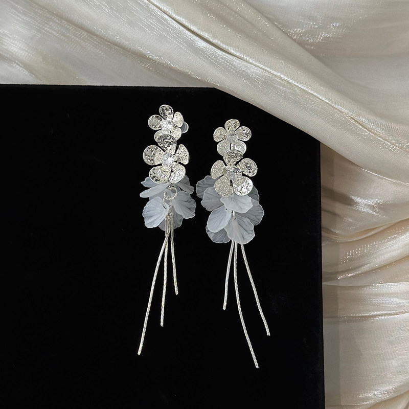 【France Astrasoul】Zircon Flower Shell Seaside Resort Style Tassel Long Earrings for Women 【France Astrasoul】Zircon Flower Shell Seaside Resort Style Tassel Long Earrings for Women
