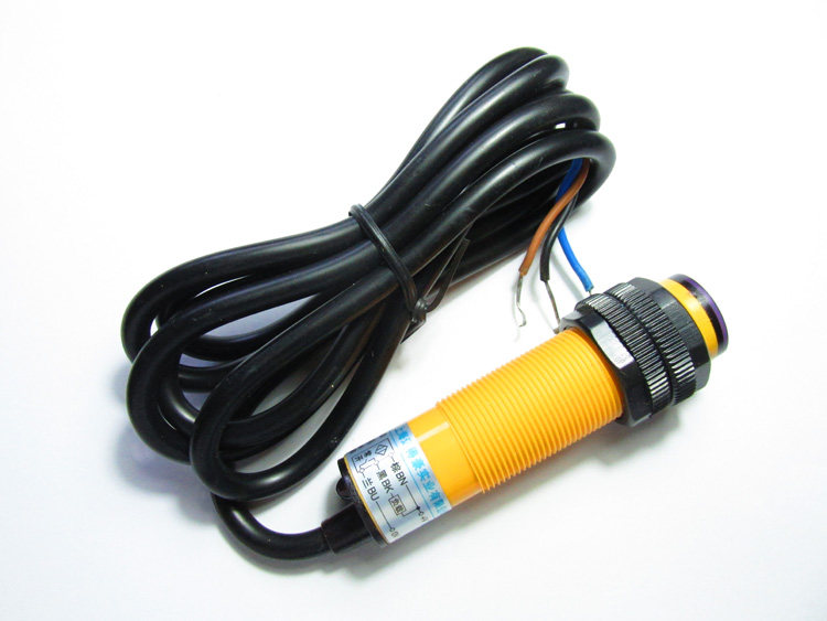 E3F-DS10C4光电开关E3F-DS30C4光电6-36V光电接近开关 NPN常开