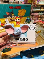 Расстроить маленький летающий слон