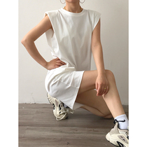 ACUP sleeveless T-shirt dress female 2021 summer European beauty style shoulder pad design sense niche loose waist skirt ins