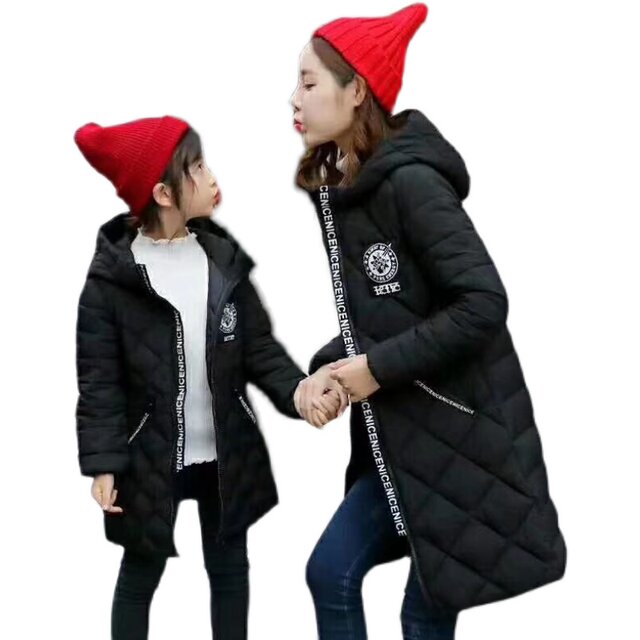 Parent-child cotton-padded clothing winter hooded zipper pocket mid-length slim-fitting cotton clothing mother-child clothing with black letters to look young and slim