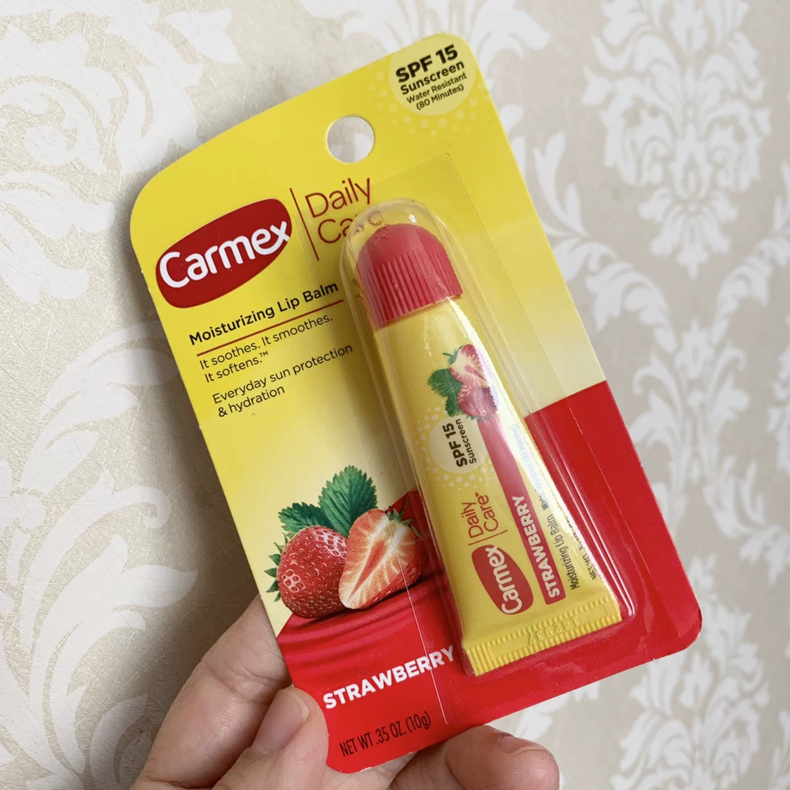 Genuine import moisturizing lip balm, (Physicals), USA