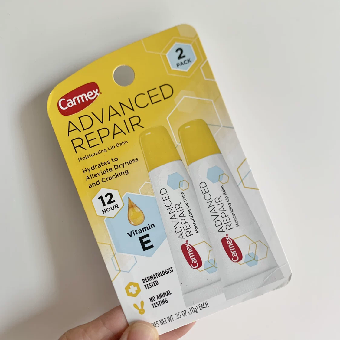 Genuine import moisturizing lip balm, (Physicals), USA