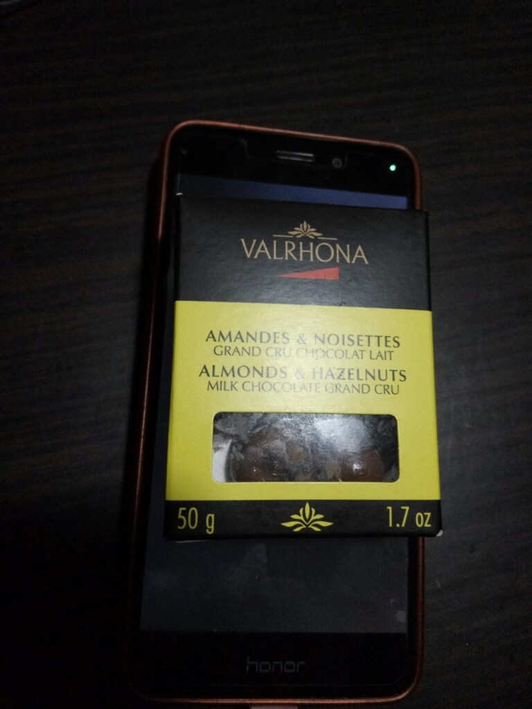 非沃果仁牛奶巧克力50克是正规品牌吗？使用后的效果如何_搜券