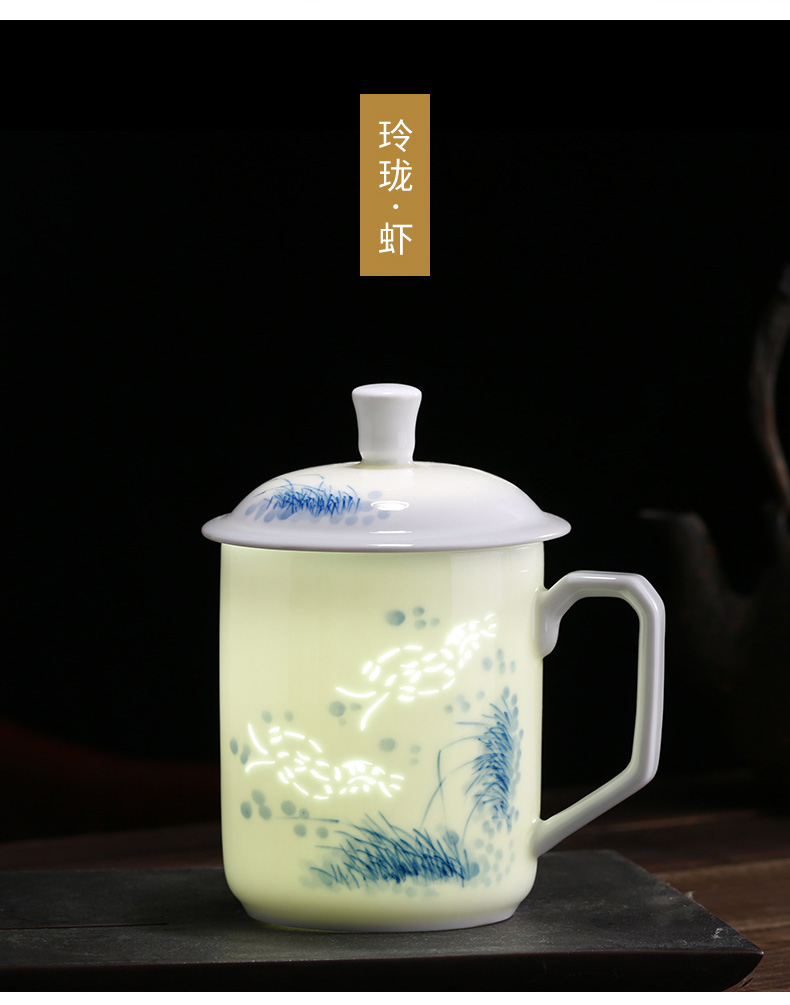 Jingdezhen glaze under the blue and white and exquisite hand - made ceramic cups with cover tea tea cup cup home office