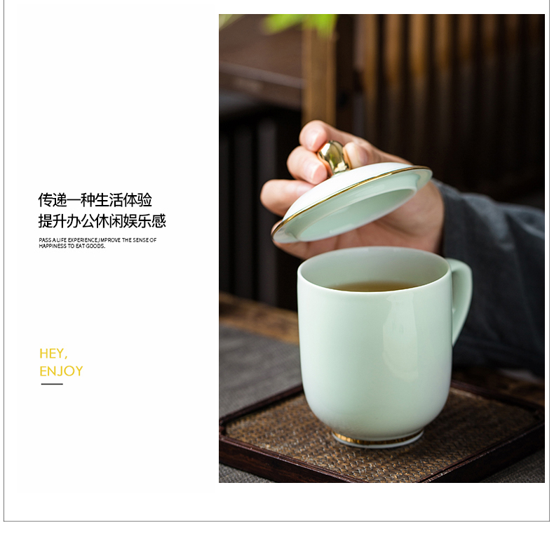 Jingdezhen glaze color shade green ceramic cups with cover household ipads porcelain cup gold cup custom office meeting