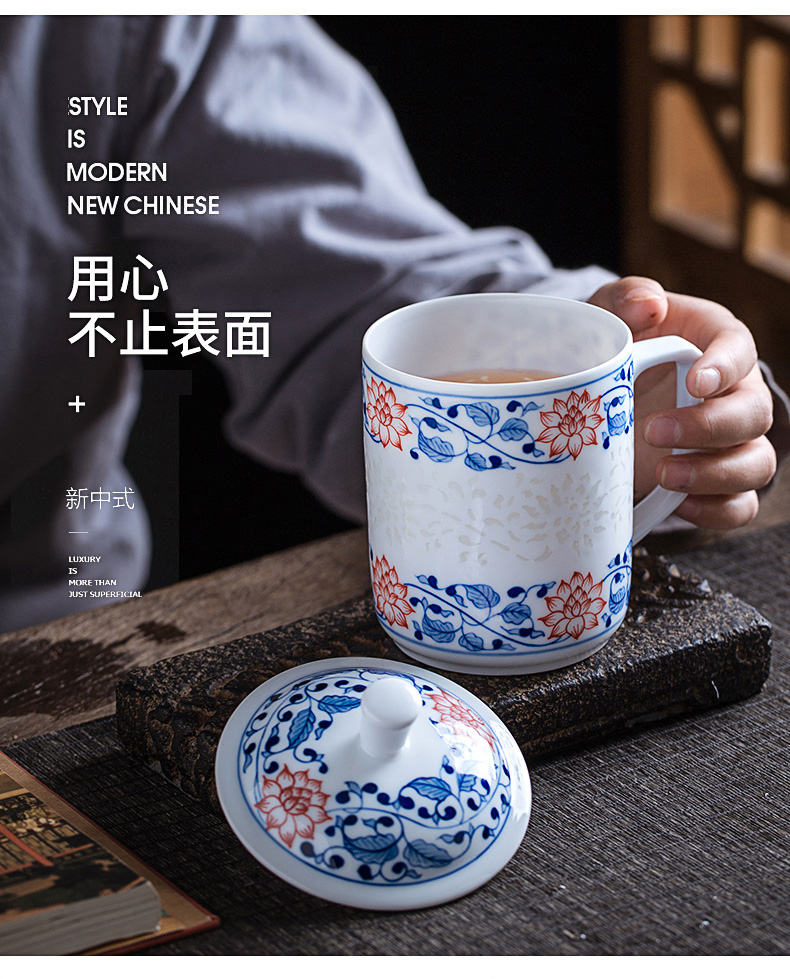 Jingdezhen blue and white youligong ceramic cups hand - made office of restoring ancient ways and exquisite cup tea cups with cover glass