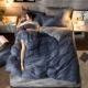 ins và đơn giản lưới tinh thể san hô đỏ gia đình nhung bốn flannel bông giường bông cộng với ba bộ khăn trải giường chăn - Bộ đồ giường bốn mảnh