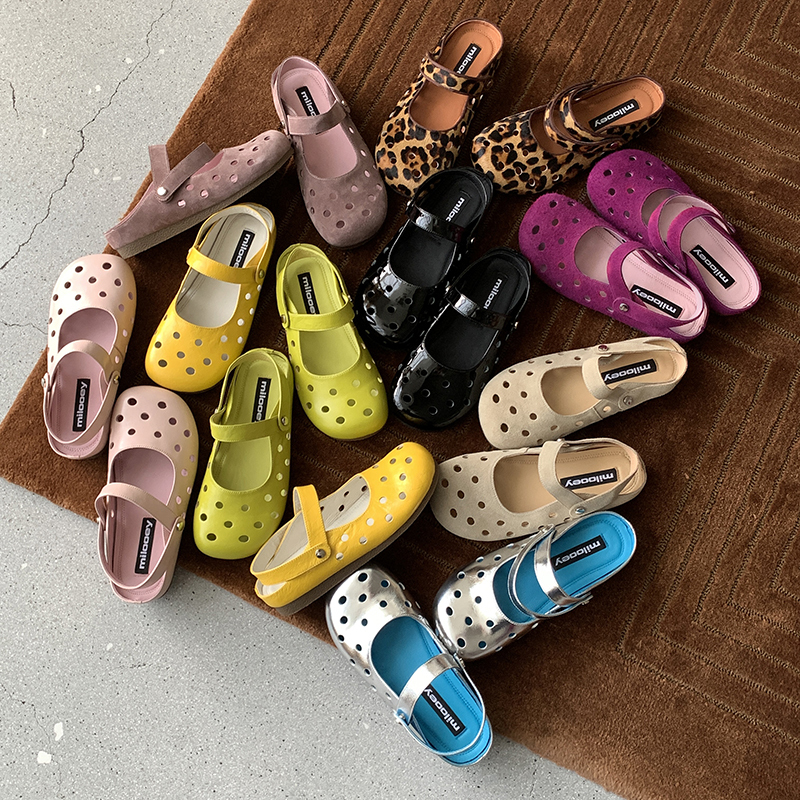 Lost Elk [Hole Pinecone Half-Slipper] Super Cute Mary Jane Hole Shoes for Women, Summer Non-Slip Slippers for Outdoor Wear