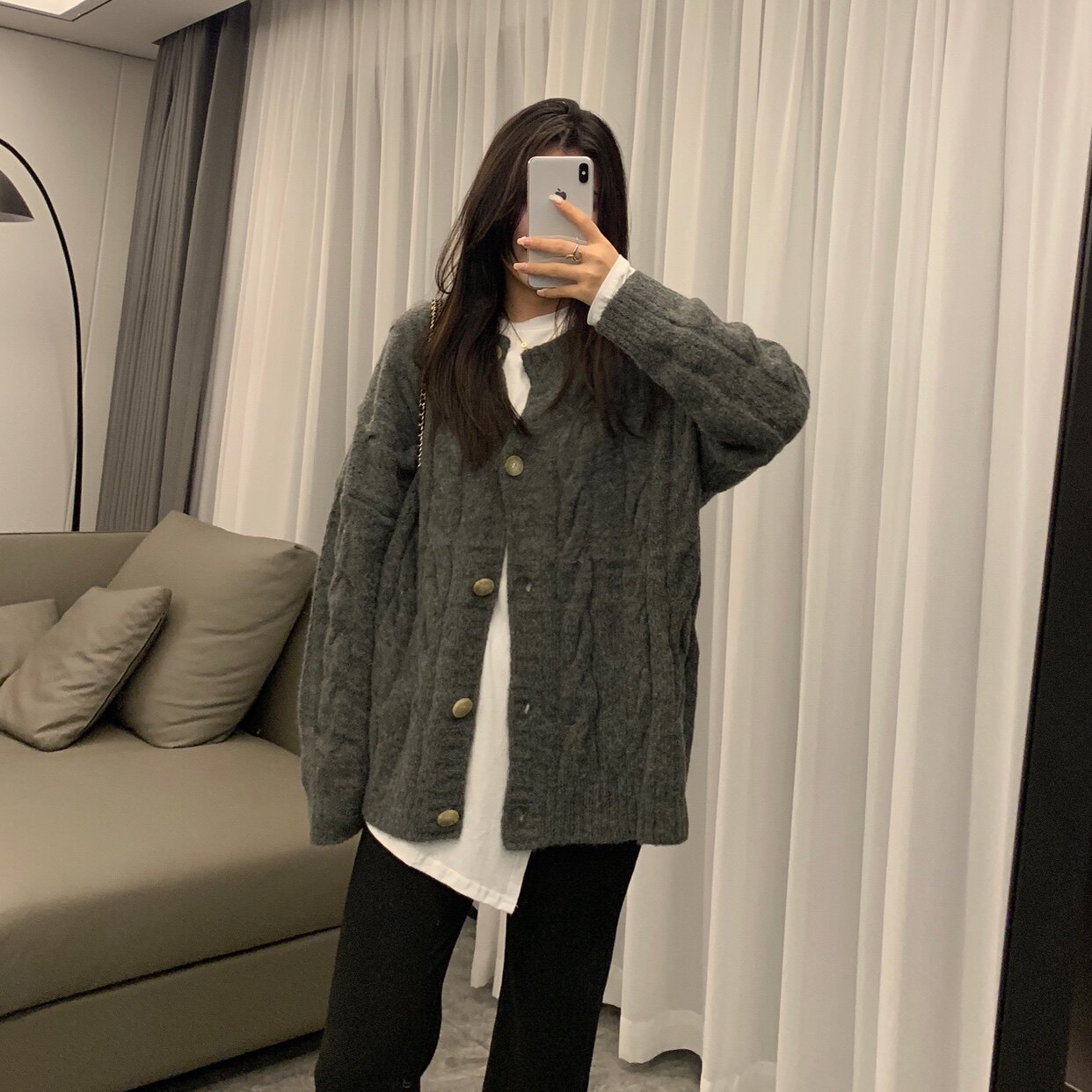 BLACKY sweater jacket woman spring 2022 new Korean version loose with lazy wind 100 lap thickened knit cardiovert blouse