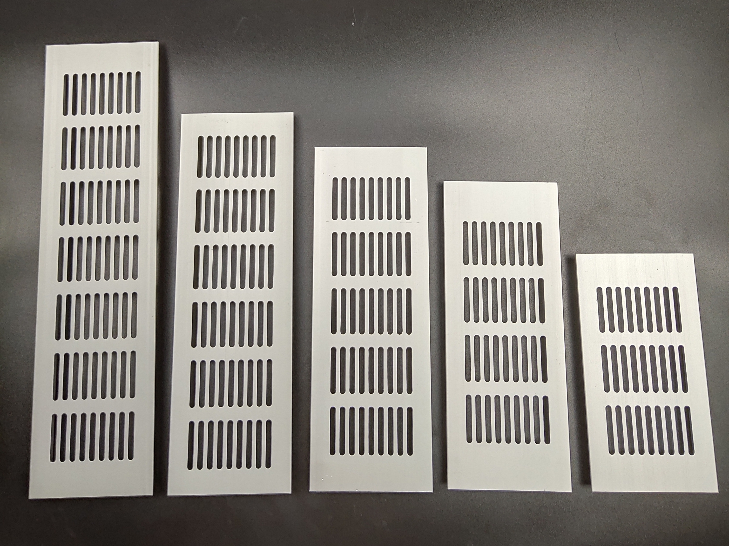 Punching cooling air outlet perforated plate aluminum alloy small louver cooling hole shoe cabinet overall cabinet ventilation hole exhaust louver