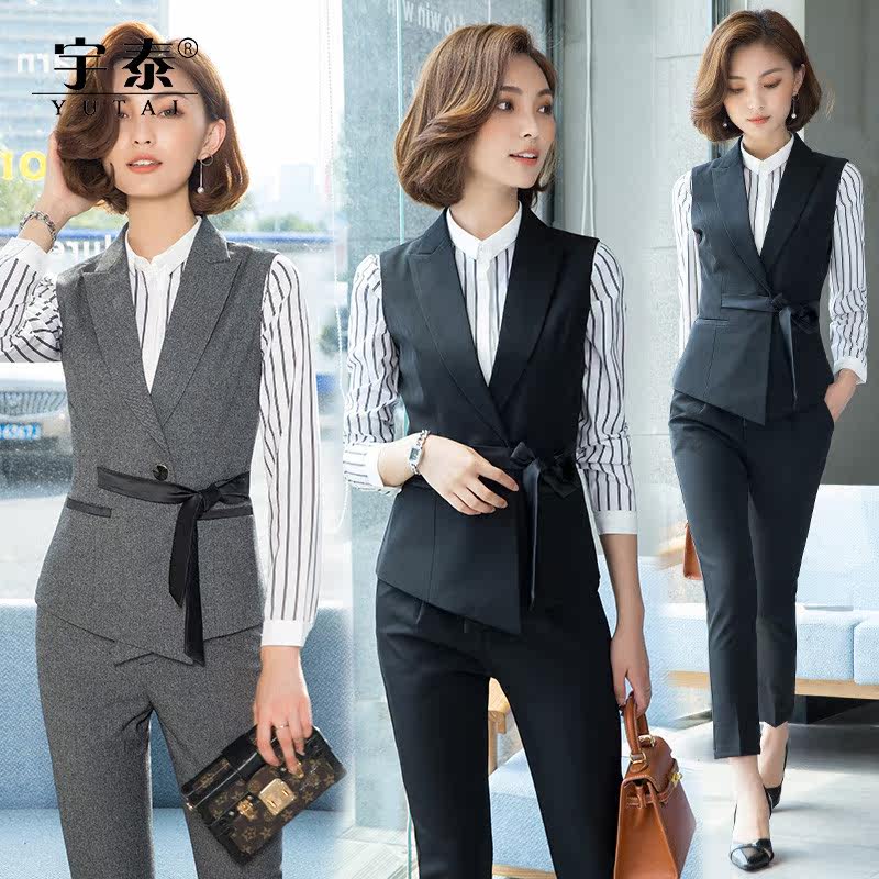 Tailleur femme - Ref 3242237 Image 1