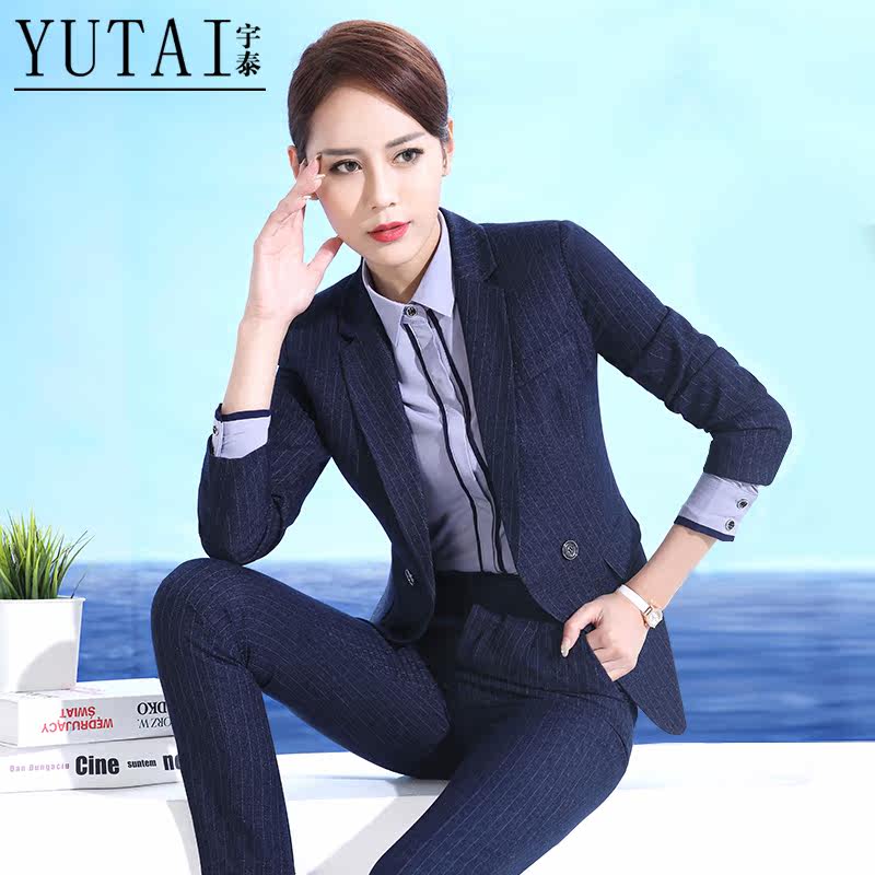 Tailleur femme - Ref 3242438 Image 1