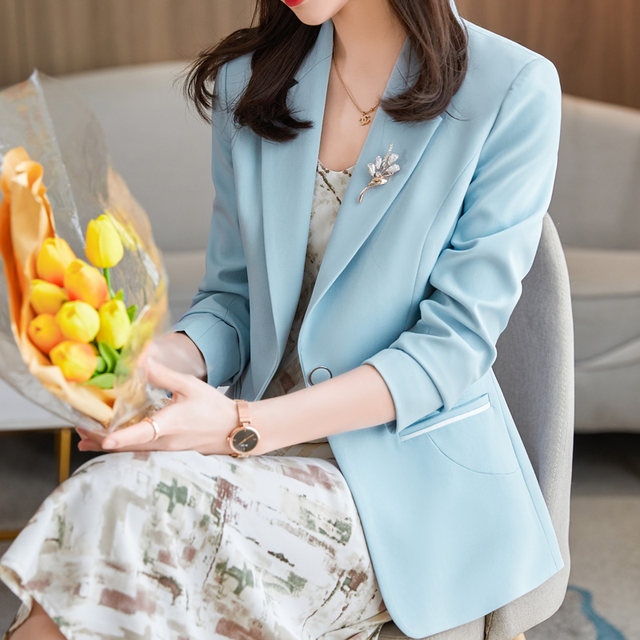 Blue small suit jacket women's Korean version 2021 early autumn new fashion temperament slim women's casual suit short