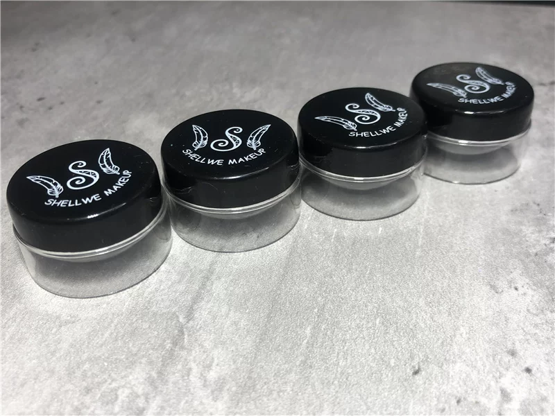 Tени SHELLWE MAKEUP — тени для век, контейнер для ухода за кожей