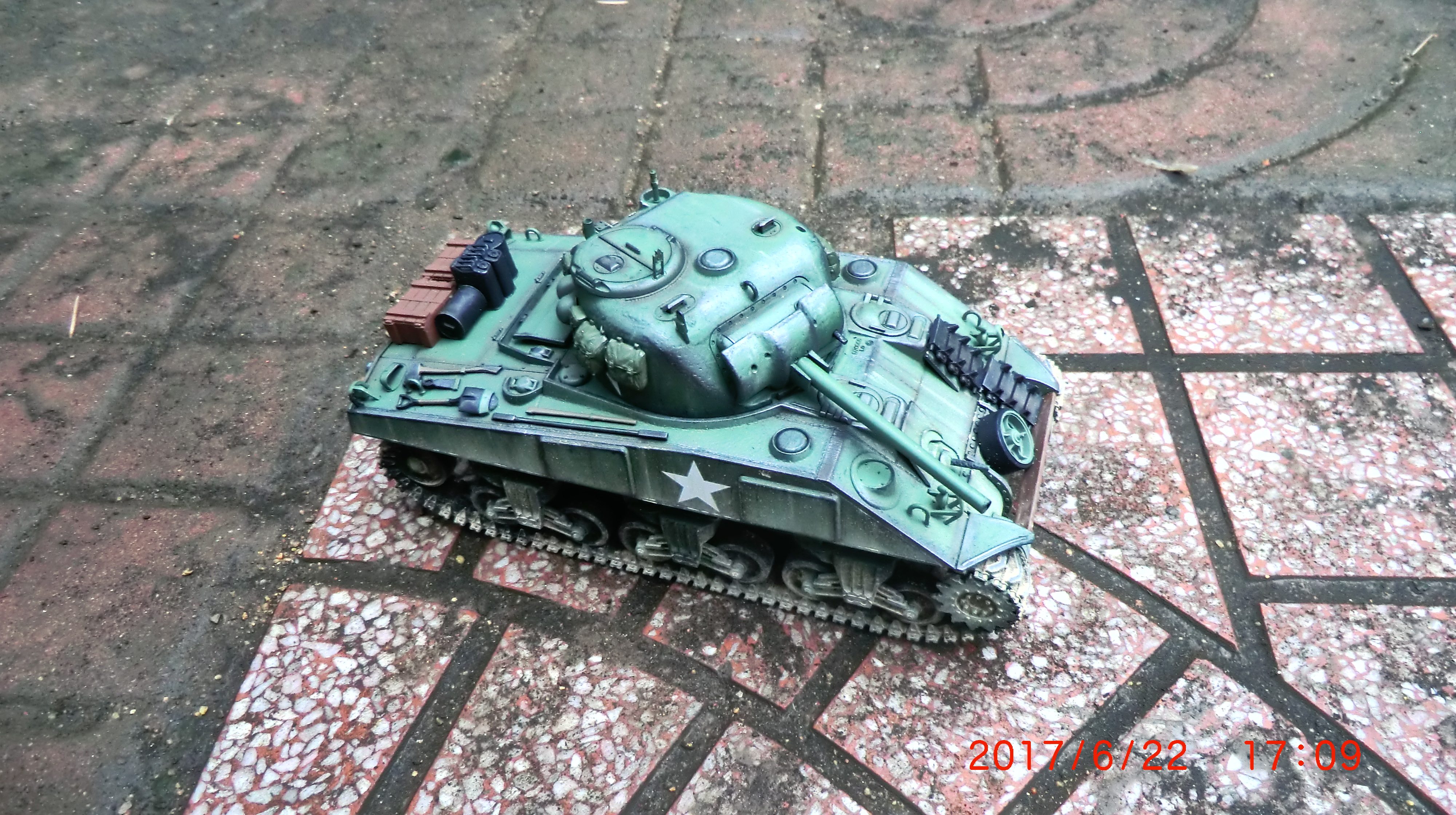 Tamiya 35190 1 35 Sherman M4 Tank Model OEM (Package)