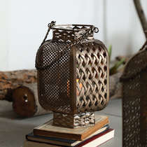 Fashion light luxury industrial style home decoration ornaments Moroccan style wrought iron metal wind lamp can be hung candle holder