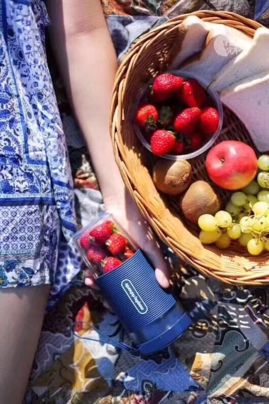 Máy ép trái cây Mo Fei Máy ép trái cây cầm tay Mini Máy ép trái cây điện nhỏ Máy ép trái cây ngoài trời - Máy ép trái cây