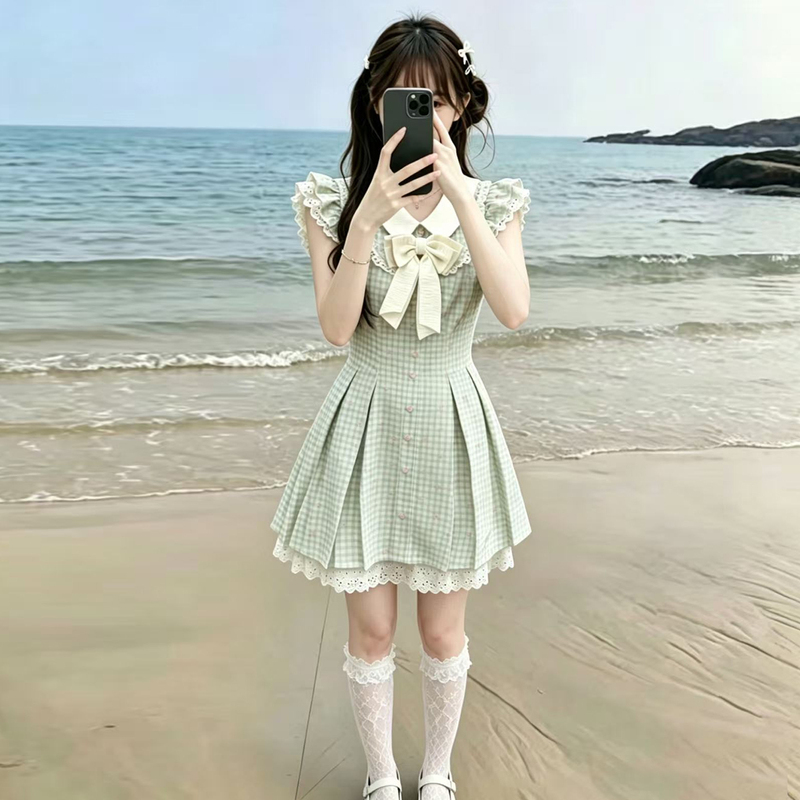 French Sweet and Pure Lace Patchwork Bow Small Flutter Sleeve Plaid Dress for Women in Mint Mambo Green French Sweet and Pure Lace Patchwork Bow Small Flutter Sleeve Plaid Dress for Women in Mint Mambo Green