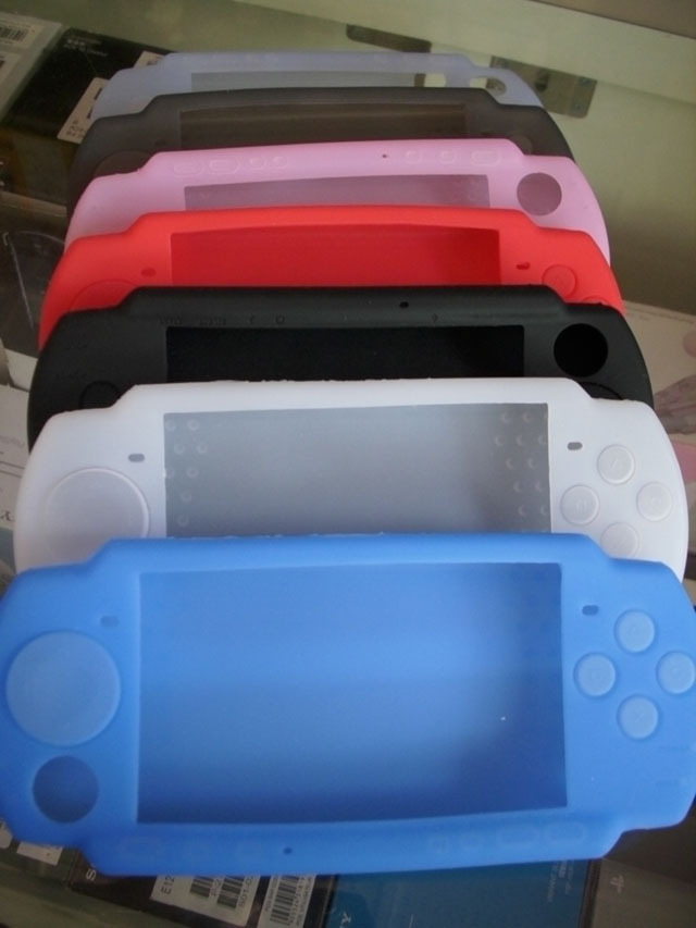 PSP2000 PSP3000 đặc biệt tay áo silicone bảo vệ tay áo trong suốt tay áo - PSP kết hợp ppsspp